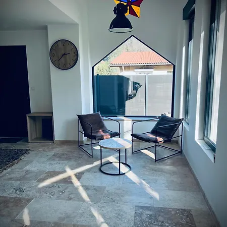 L Orangerie בית נופש
